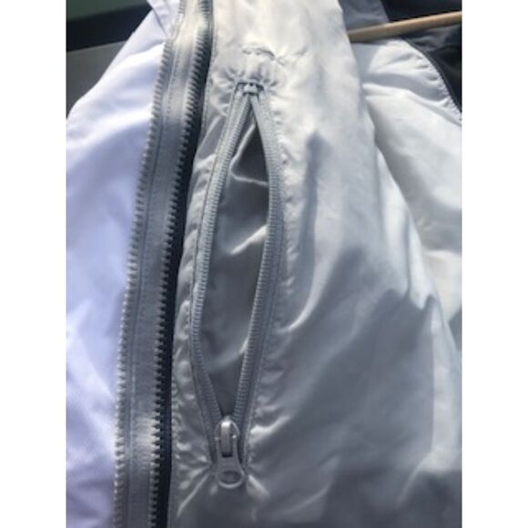 Ski or Snowboarding Jacket ........ Women's Size: Extra Large {16-18} . Columbia - Picture 5 of 7